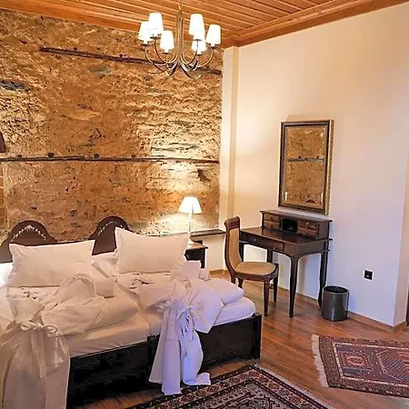 Boutique Palea Poli