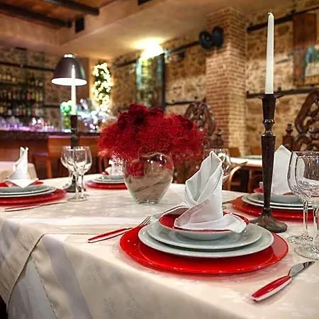 Boutique Palea Poli *